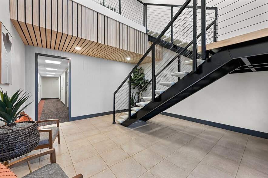 More Photos Of 910 W San Marcos Blvd, San Marcos Unknown For Lease