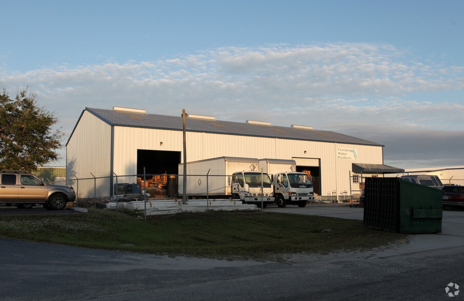 Primary Photo Of 4190 Whidden Blvd, Port Charlotte Warehouse For Lease