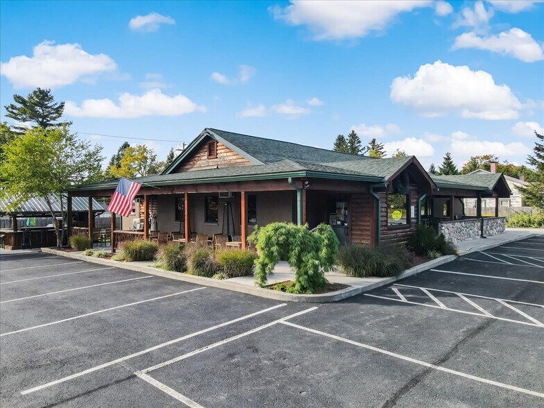 Primary Photo Of 1045 Route 390, Greentown Restaurant For Sale