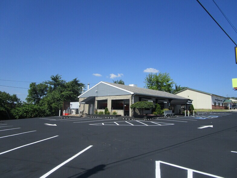More Photos Of 1456 Lincoln Hwy, North Versailles Restaurant For Sale