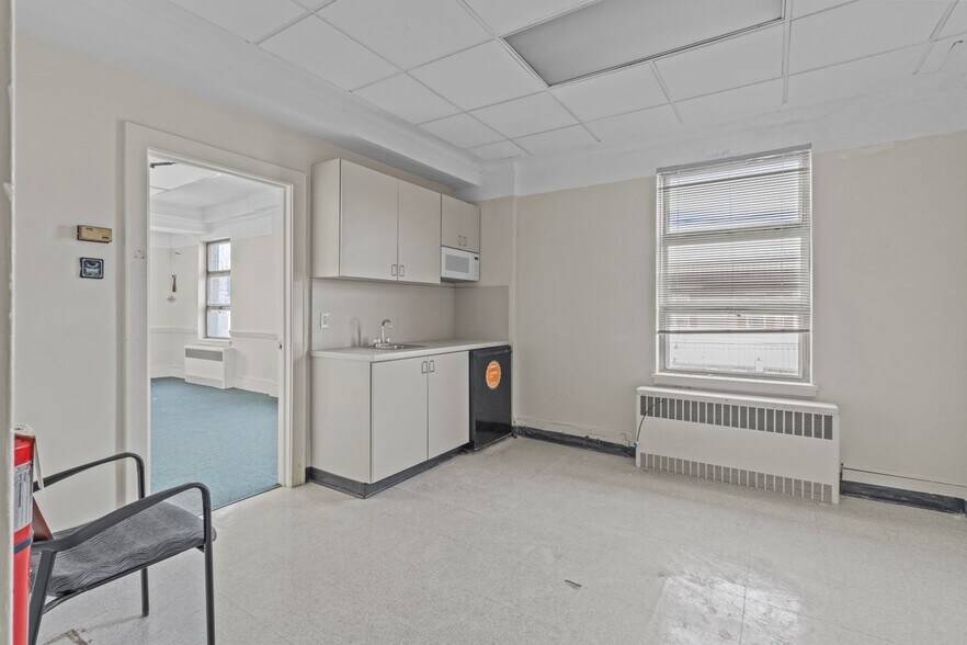 More Photos Of 89 Main St, Little Falls Bank For Lease