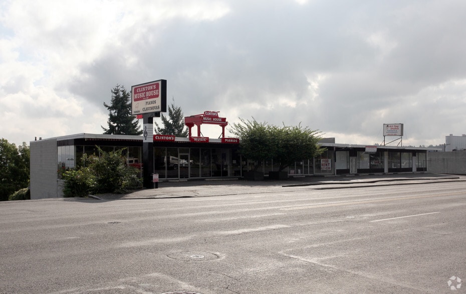 More Photos Of 2301-2313 Tacoma Ave S, Tacoma Unknown For Lease