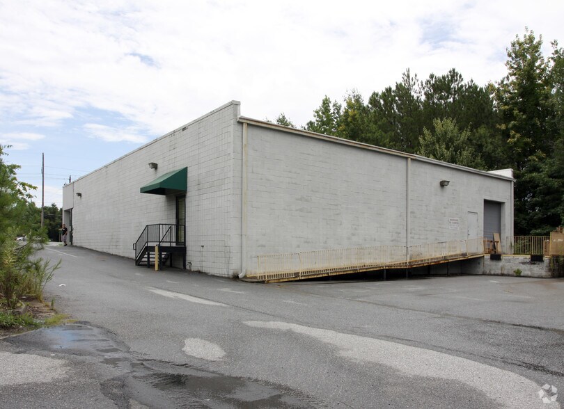 More Photos Of 7227 Highway 85, Riverdale Freestanding For Sale