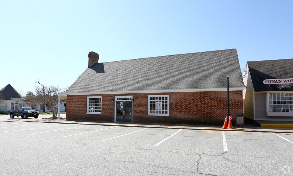 More Photos Of 1220 Sycamore Sq, Midlothian Unknown For Lease