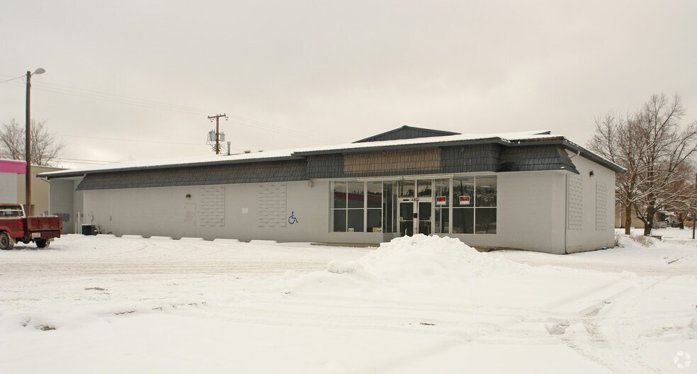 Primary Photo Of 4725 N Market St, Spokane Freestanding For Lease