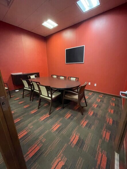 More Photos Of 84 N Plank Rd, Newburgh Storefront For Lease