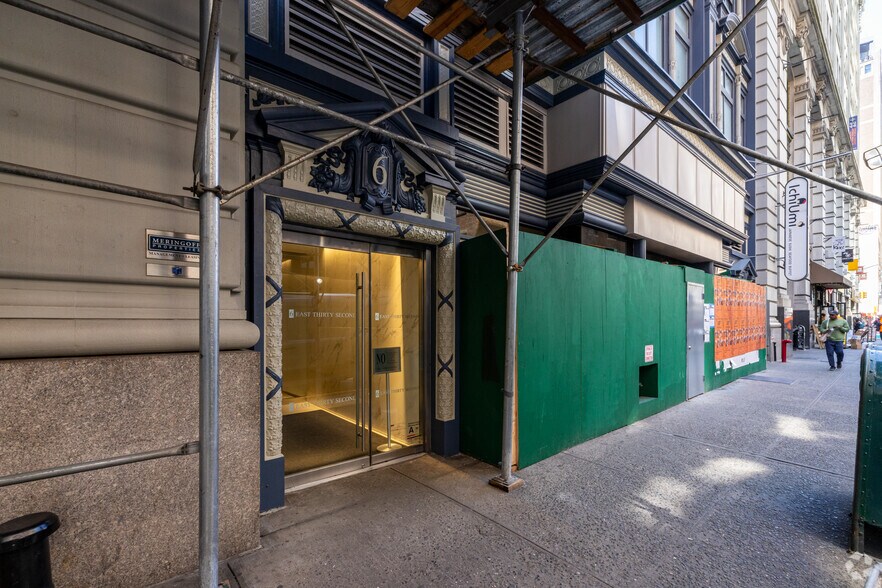More Photos Of 6 E 32nd St, New York Office For Lease