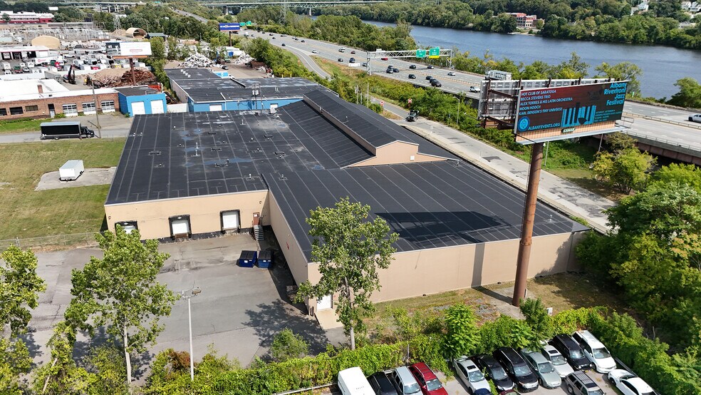 More Photos Of 10 N Ferry St, Albany Warehouse For Sale