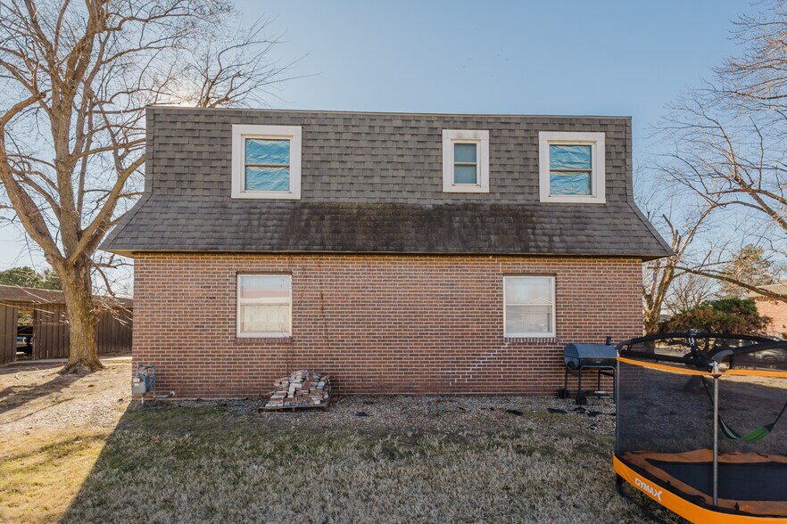 More Photos Of 3102 Sierra Pky, Hutchinson Apartments For Sale