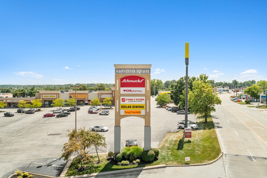 More Photos Of 60 Harvester Sq, Saint Charles Supermarket For Sale