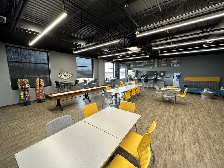 More Photos Of 2301 Jones Blvd, Coralville Medical For Lease