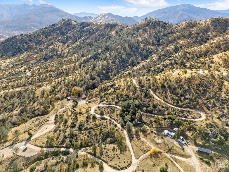 More Photos Of APN# 075-190-30, Bodfish Land For Sale