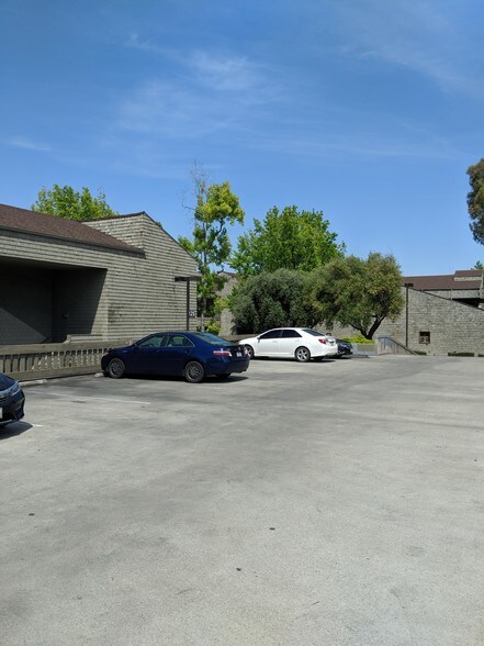 More Photos Of 125 N Jackson Ave, San Jose Medical For Sale