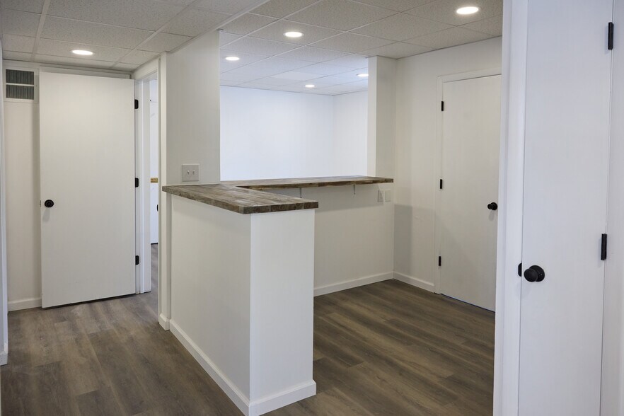 More Photos Of 3494 S Hamilton Rd, Columbus Office For Lease