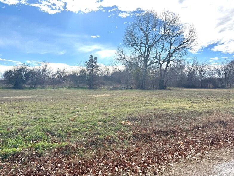 More Photos Of 108 N Agnew St, Boyd Land For Sale