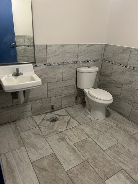 More Photos Of 10442 Liberty Ln, Chisago City Warehouse For Lease