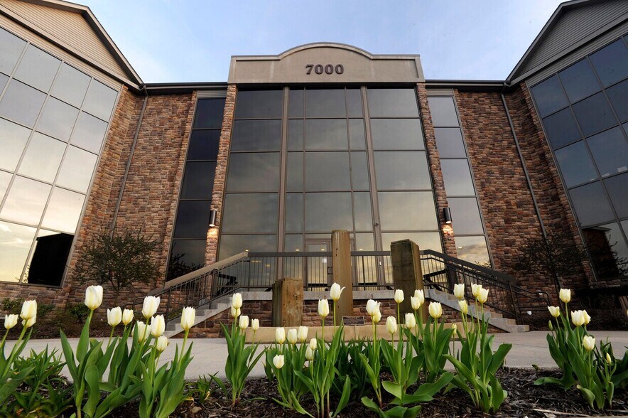 More Photos Of 7000 Stonewood Dr, Wexford Medical For Lease