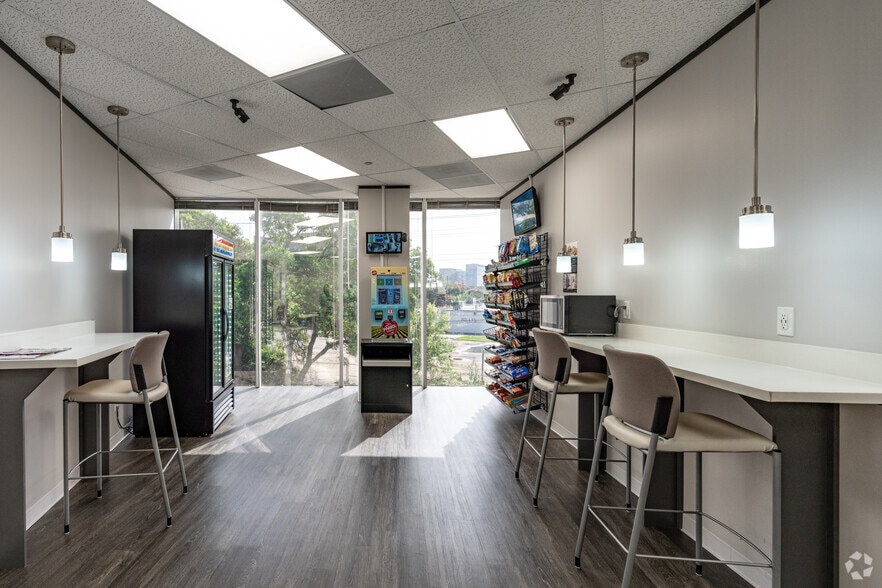 More Photos Of 11200 Westheimer Rd, Houston Office For Lease