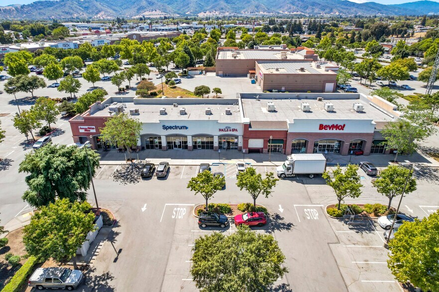 More Photos Of 6845-6855 Camino Arroyo dr, Gilroy General Retail For Lease