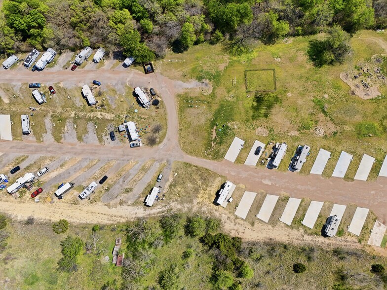 More Photos Of 5860 N FM 51, Weatherford Trailer Camper Park For Sale