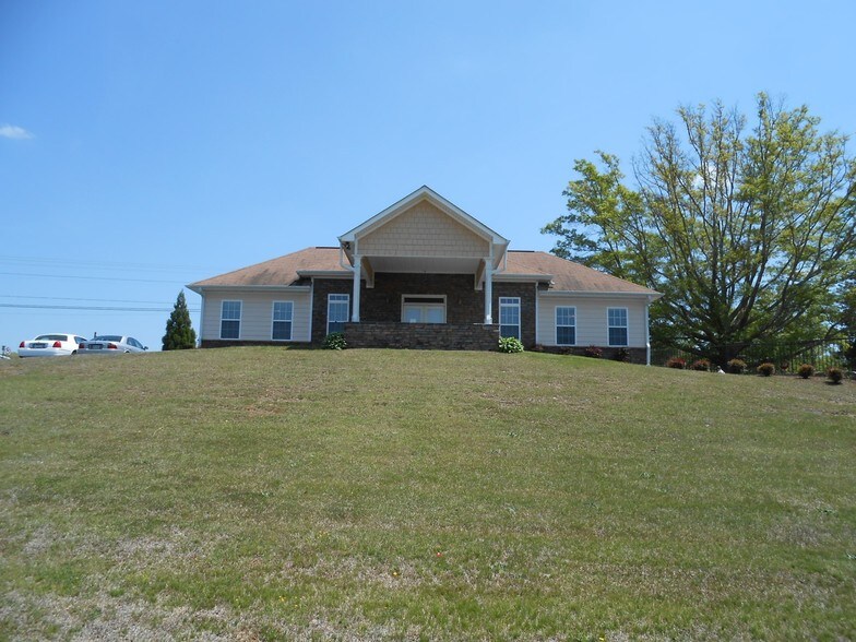 More Photos Of 9446 Villa Rica Hwy, Villa Rica Cemetery Mausoleum For Sale