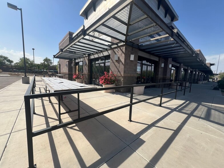 More Photos Of 777 E Thunderbird Rd, Phoenix Unknown For Lease