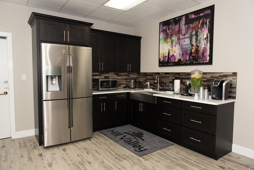 More Photos Of 1211 Tech Blvd, Tampa Manufacturing For Lease