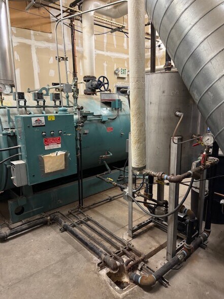 More Photos Of 10117 US Highway 50 E, Mound House Manufacturing For Lease