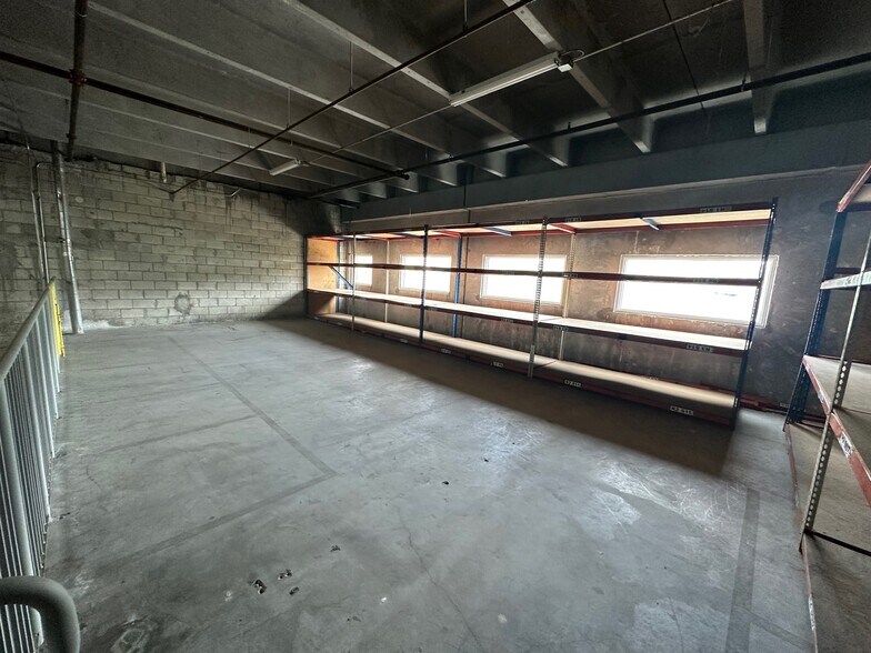 More Photos Of 10800 NW 21st St, Miami Warehouse For Sale