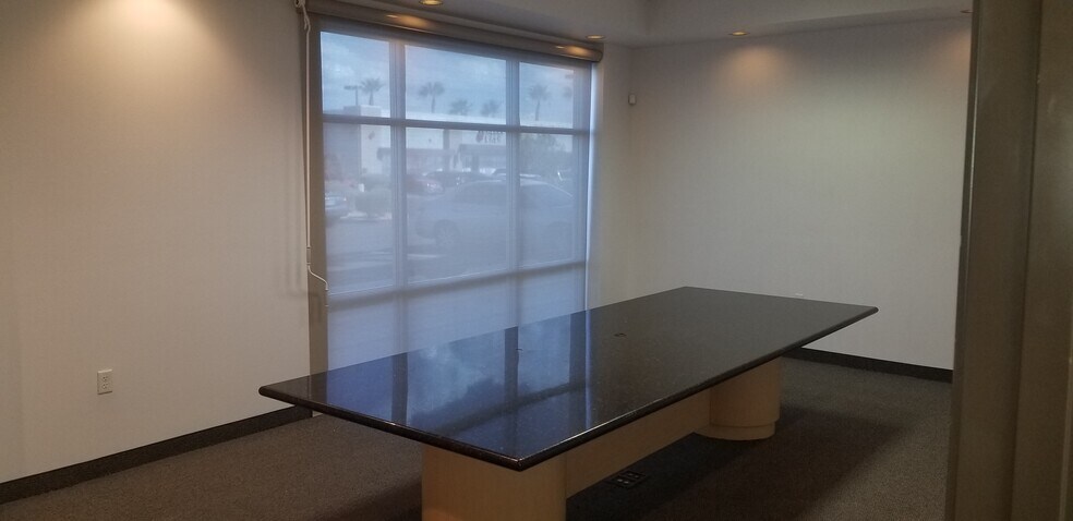 More Photos Of 5765 S Rainbow Blvd, Las Vegas Office For Lease