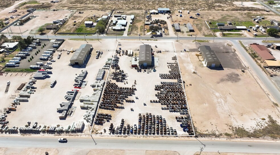 More Photos Of 1409 E County Road 120, Midland Warehouse For Lease