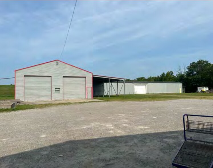 More Photos Of 1200 Lakeview Ave, Washington Court House Manufacturing For Lease