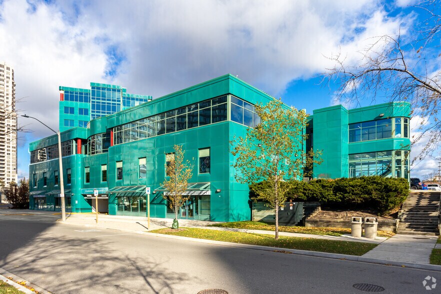 More Photos Of 20 Kingsbridge Garden Cir, Mississauga Office For Lease
