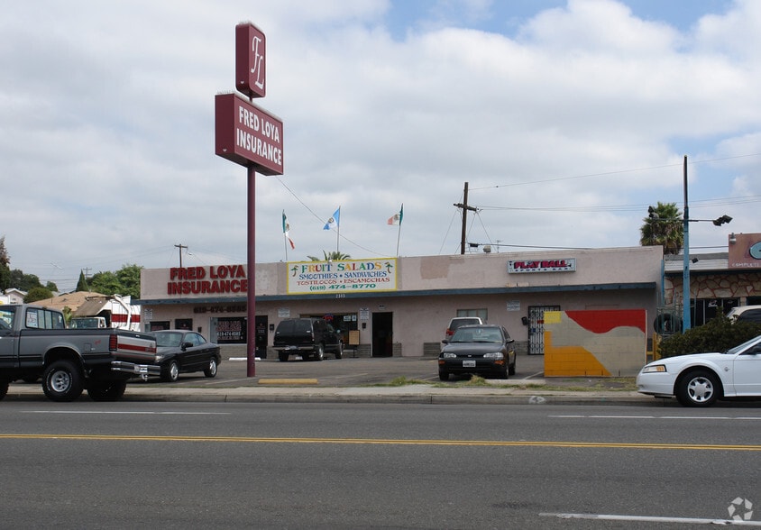 More Photos Of 2301-2305 Highland Ave, National City Freestanding For Lease