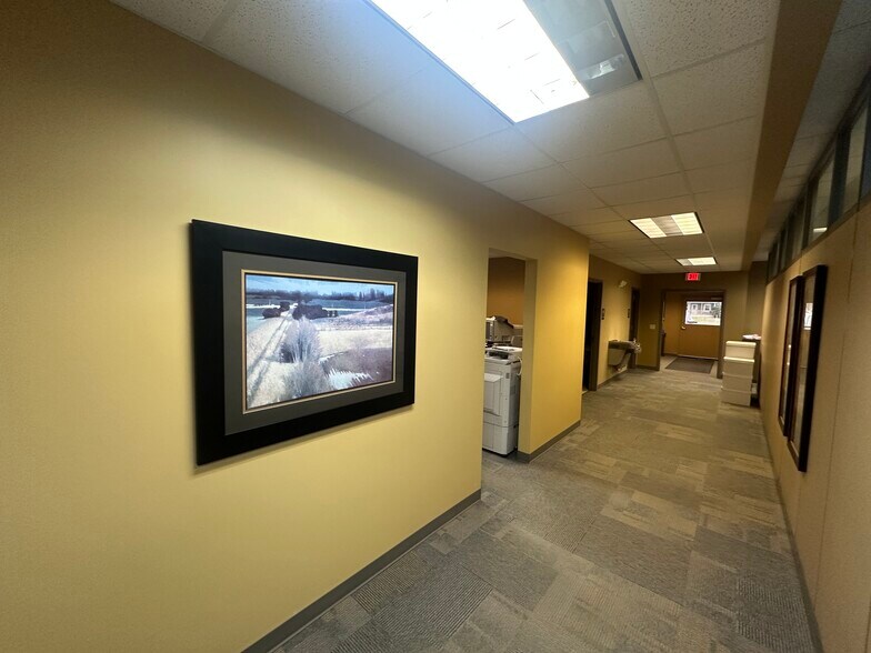 More Photos Of 1229 1st Ave SE, Cedar Rapids Office For Lease