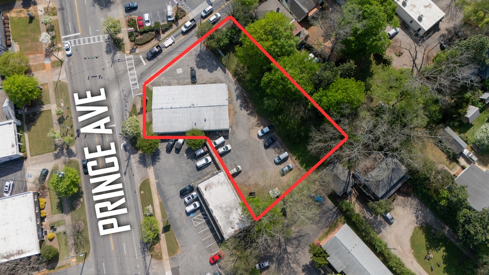 More Photos Of 823 Prince Ave, Athens Freestanding For Sale