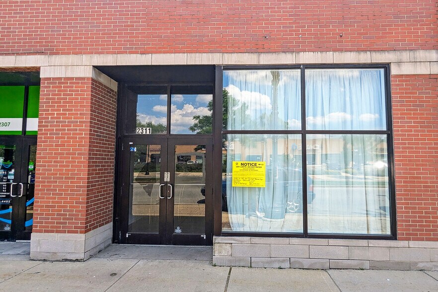 More Photos Of 2301-2323 W 95th St, Chicago Storefront For Lease