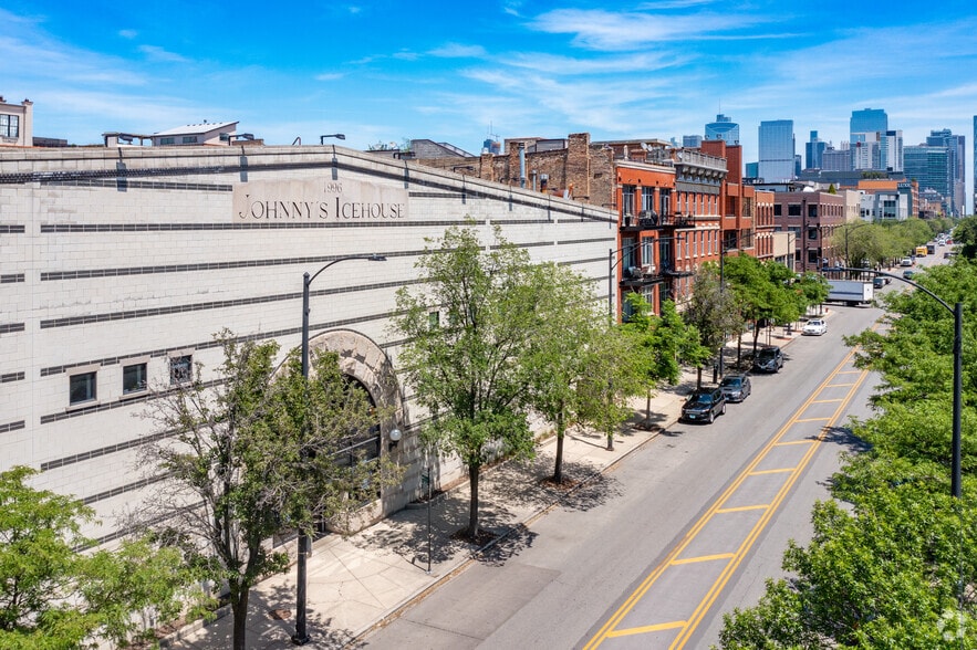 More Photos Of 1346-1350 W Madison St, Chicago Skating Rink For Sale