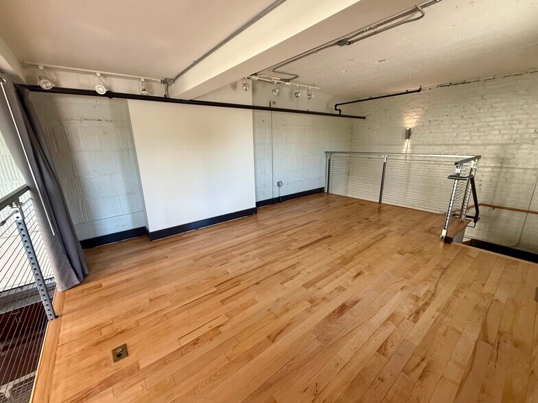 More Photos Of 17 N 22nd St, Richmond Office For Lease