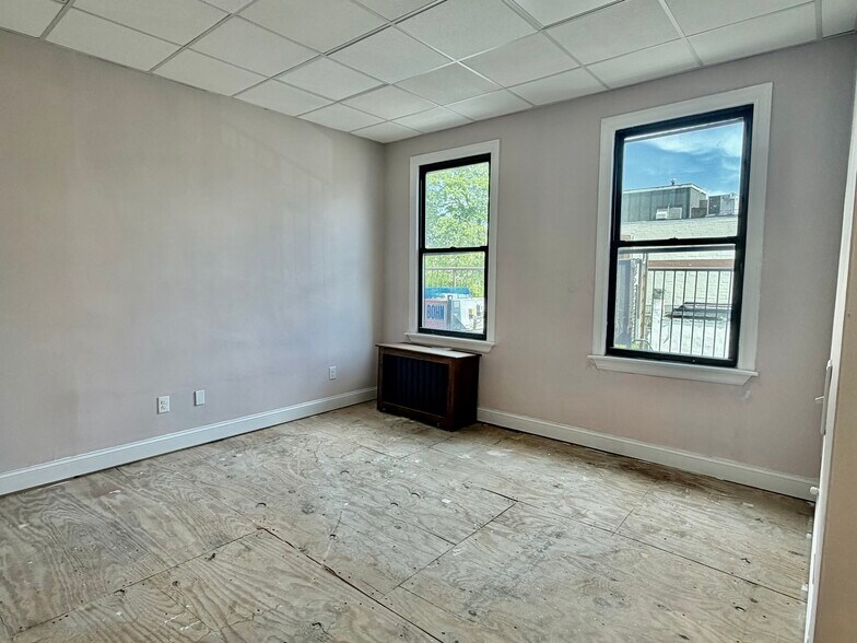 More Photos Of 101-109 Westchester Ave, Port Chester Storefront Retail Office For Lease