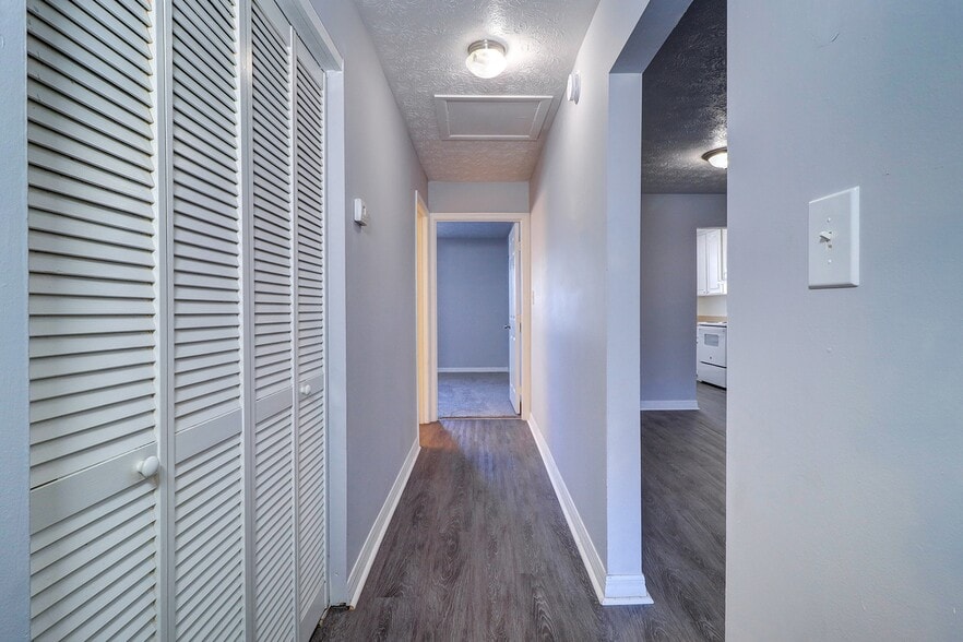 More Photos Of 7011 San Ramon Pl, Tampa Apartments For Sale