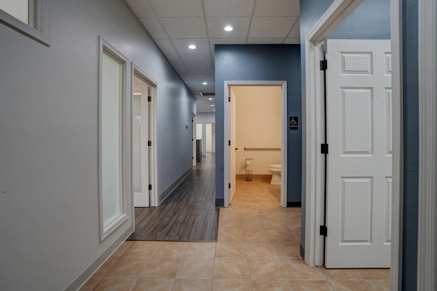 More Photos Of 1456 W Gurley St, Prescott Office For Lease
