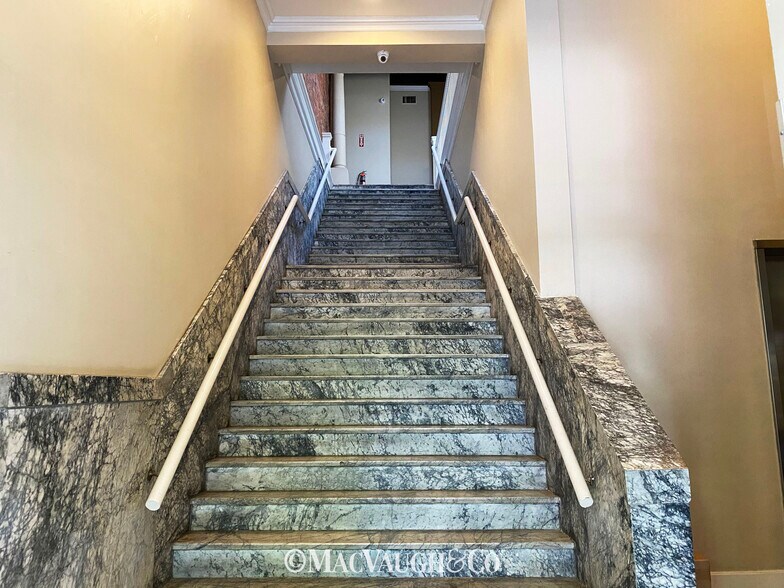 More Photos Of 35-45 N Arroyo Pky, Pasadena Office For Lease