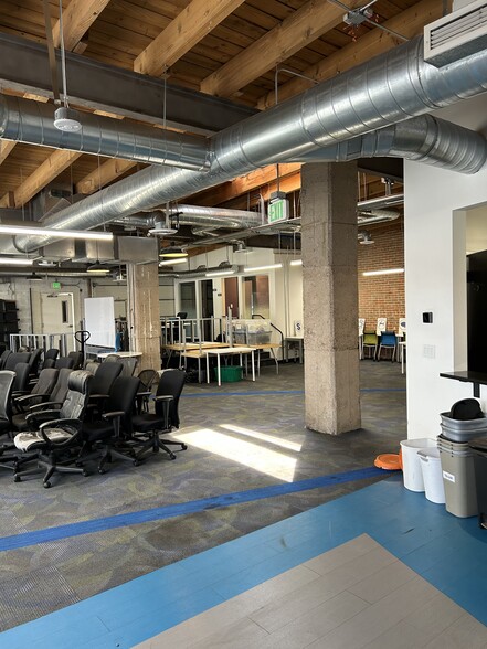 More Photos Of 1028 Park Ave W, Denver Office For Sale