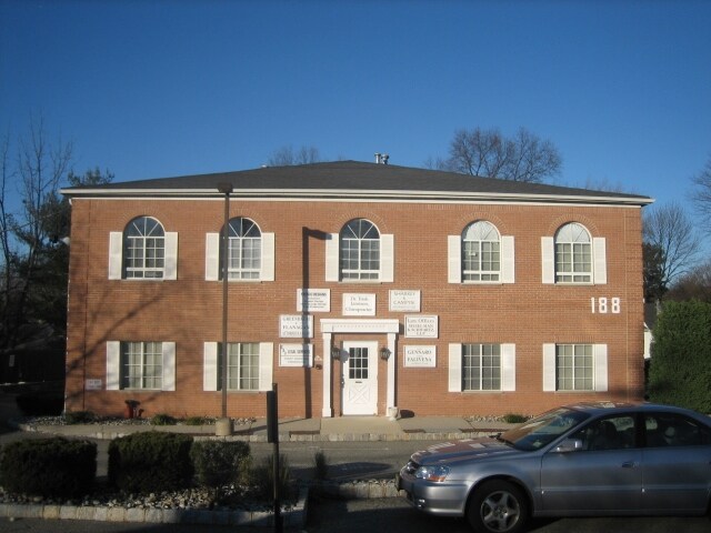 More Photos Of 188 Eagle Rock Ave, Roseland Office For Lease