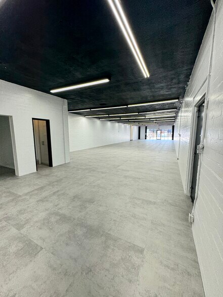 More Photos Of 419 Canal St, New Smyrna Beach Storefront Retail Office For Lease