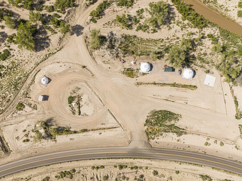 More Photos Of 7650 E SR 24 Giles Rd, Hanksville Trailer Camper Park For Sale