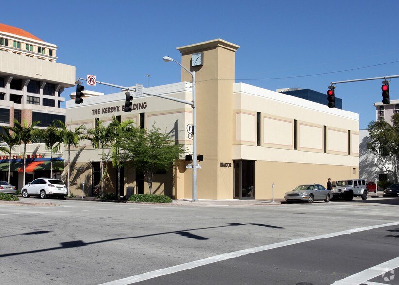 Primary Photo Of 2625 Ponce de Leon Blvd, Coral Gables Office For Lease