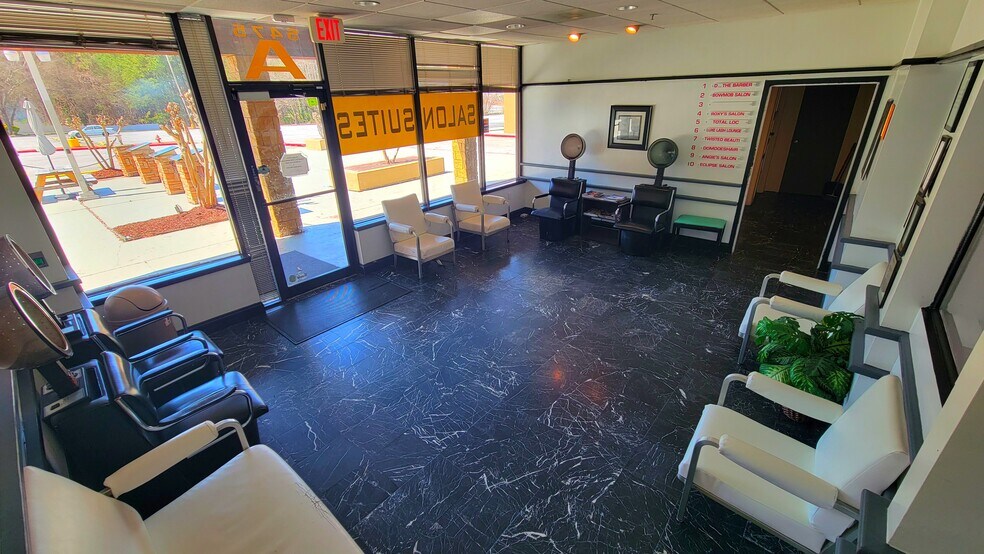 5471 Memorial Dr, Stone Mountain, GA 30083 For Lease