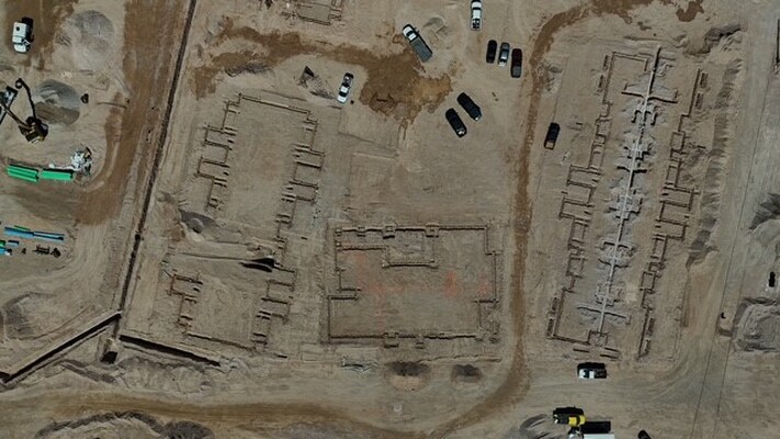 More Photos Of Rainbow & Blue Diamond, Las Vegas Unknown For Lease